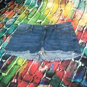 Kendall + Kylie‎ women’s jean shorts size 29